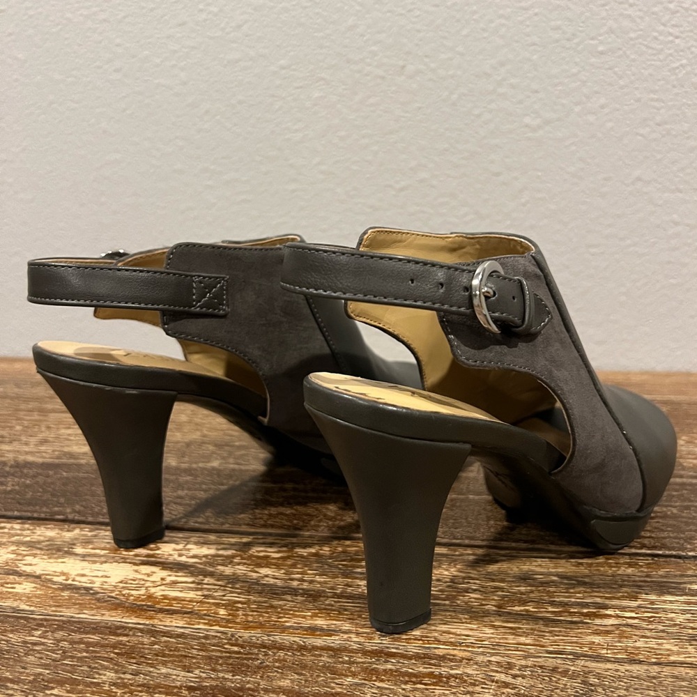 Stuart Weitzman Dawn Open Toes Sandals Size 7.5 Us - image 6